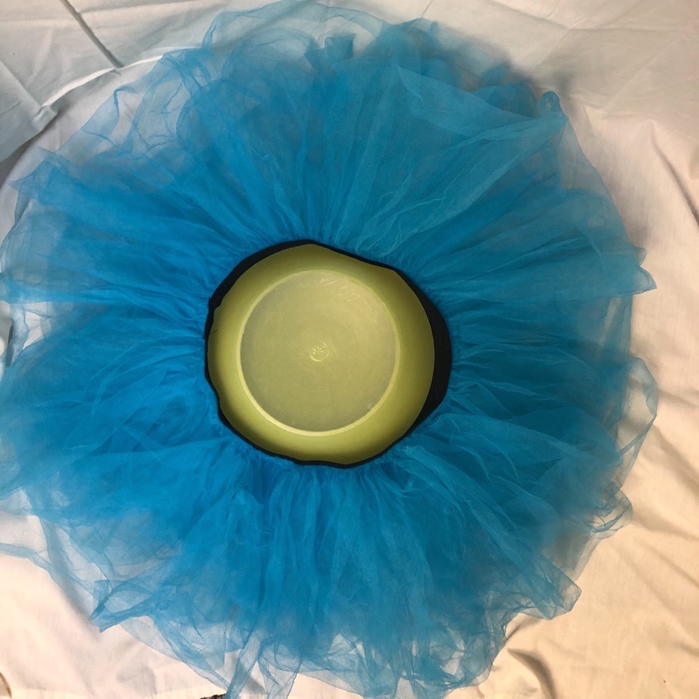 Tutu - Picture 2 of 2
